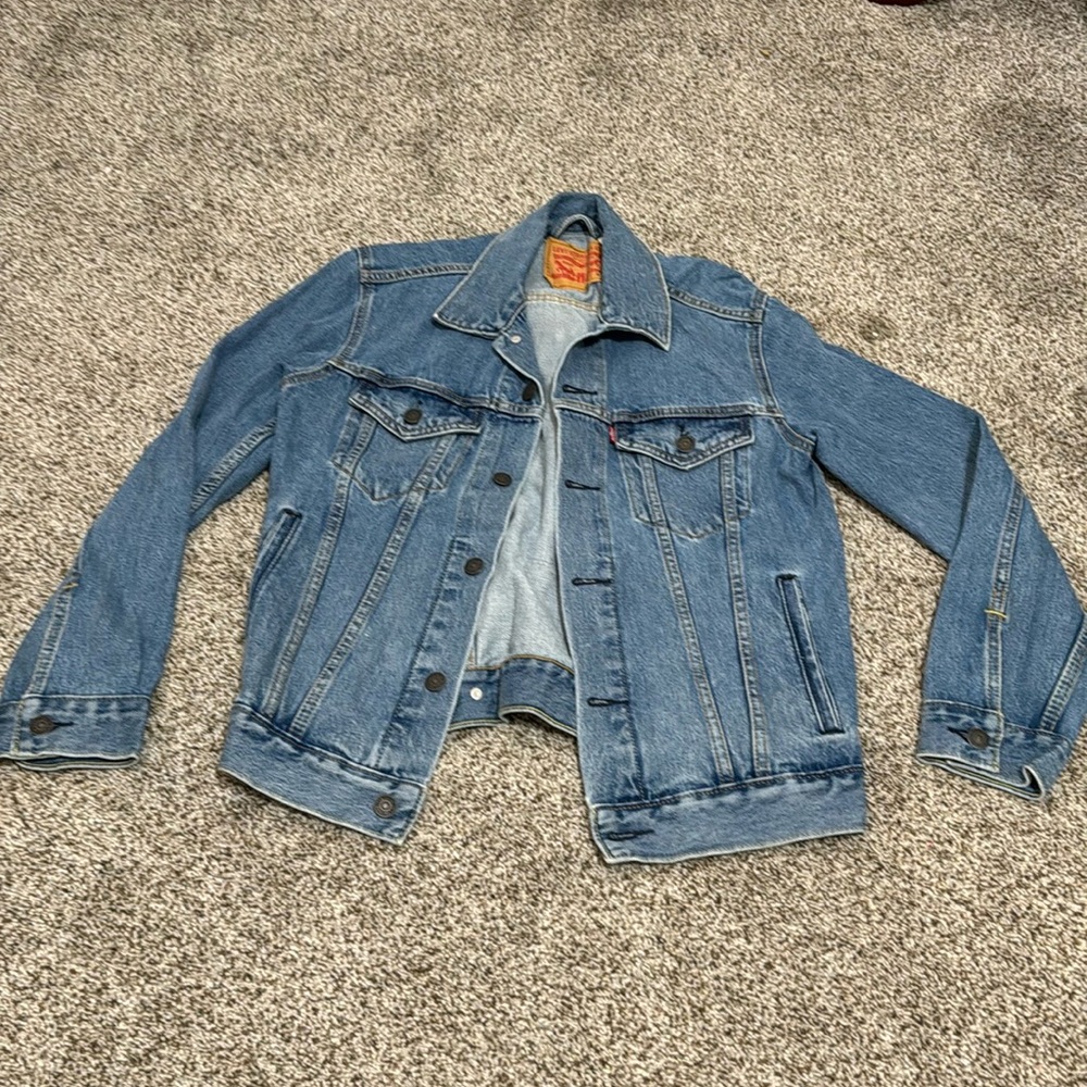 LEVI'S Men's Trucker Jacket Size S In Light Stonewash - Light Wash - Picture 3 of 9
